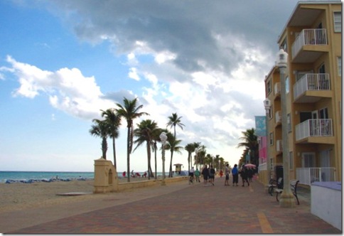 Rolling in an RV Wheelchair Traveling - 007 Thumb[1] 